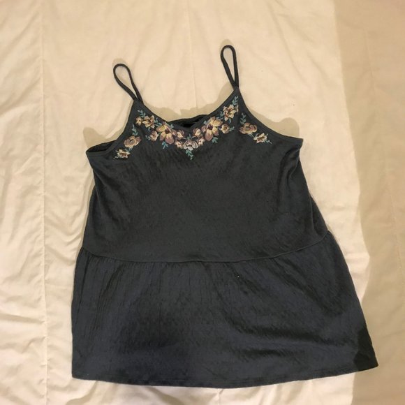 Flowy tank top - Picture 1 of 3